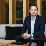 Krzysztof Minicki - Healthcare and Life Sciences