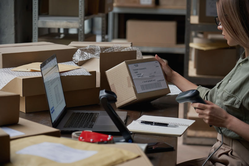 B2B ecommerce store using Salesforce services.