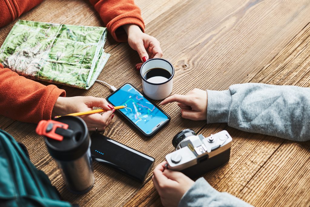 How are maps made? The story of data collision with tiled web maps of USA and Canada