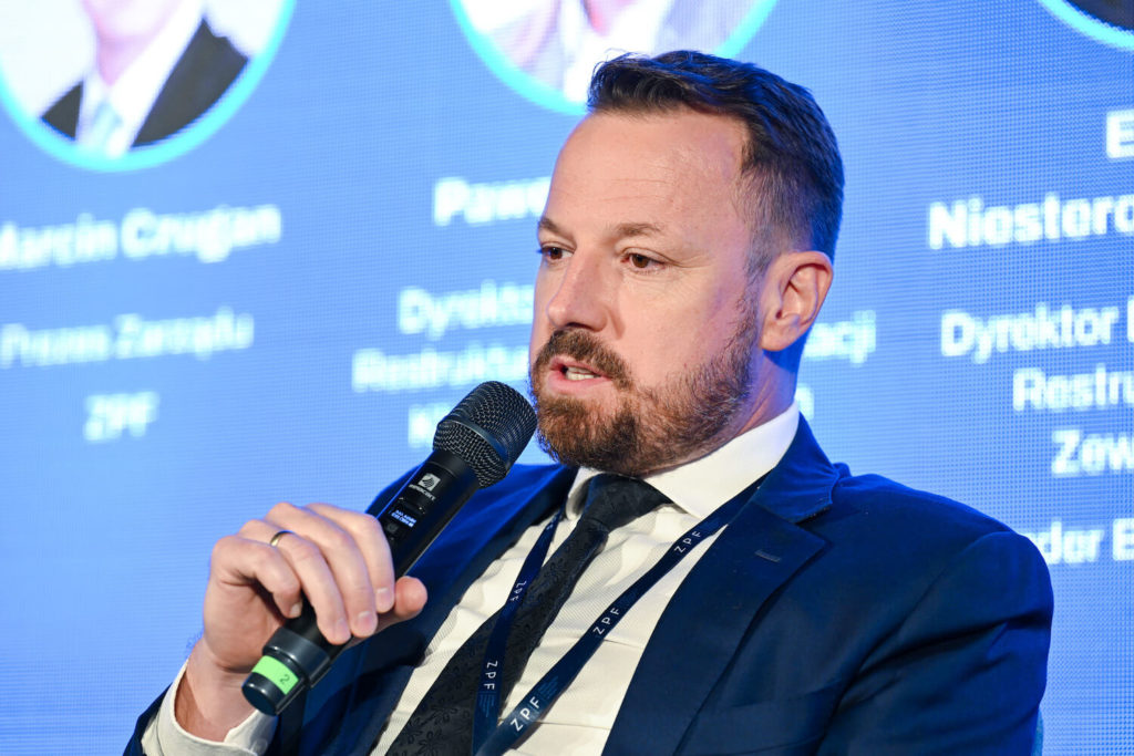 slawomir podolski debt management congress