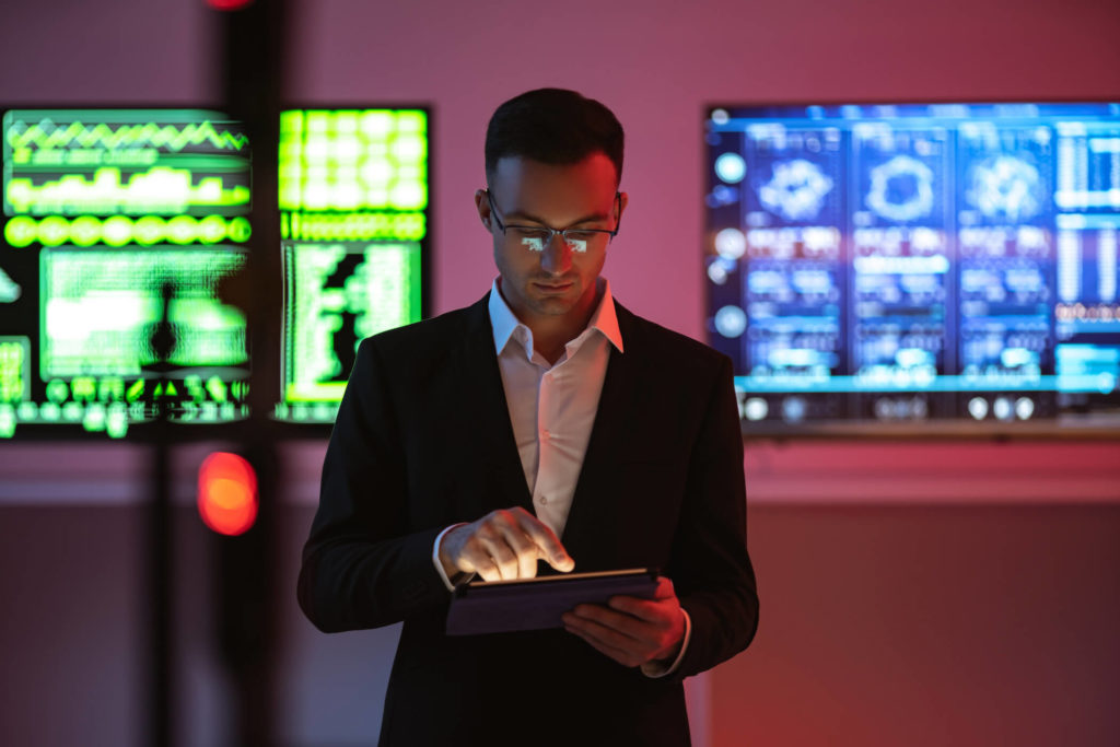 industry 4.0 when is custom iot development better than an off-the-shelf solution